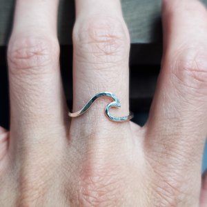 Size 10 Sterling Silver Large Hammered Beach Wave Ring